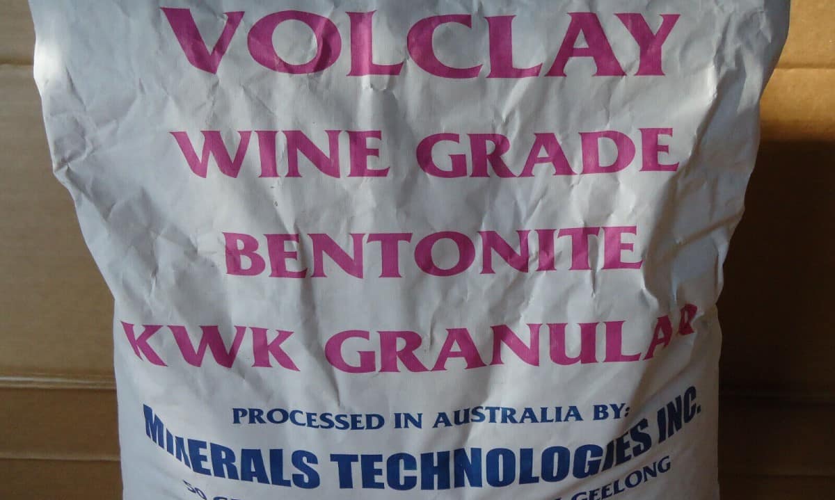  Volclay Bentonite; Reduce Soil Permeability Prevent Seepage 3 Varieties Potassium Sodium Calcium 